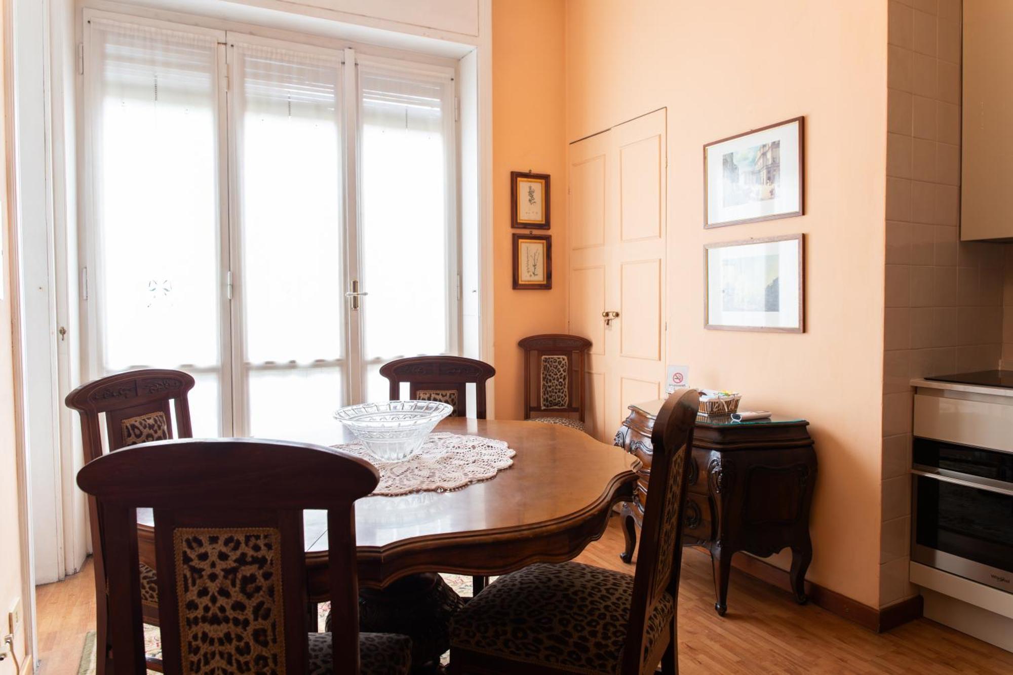 Duomo Walking Distance Elegant Flat With View Apartment Milan Exterior photo